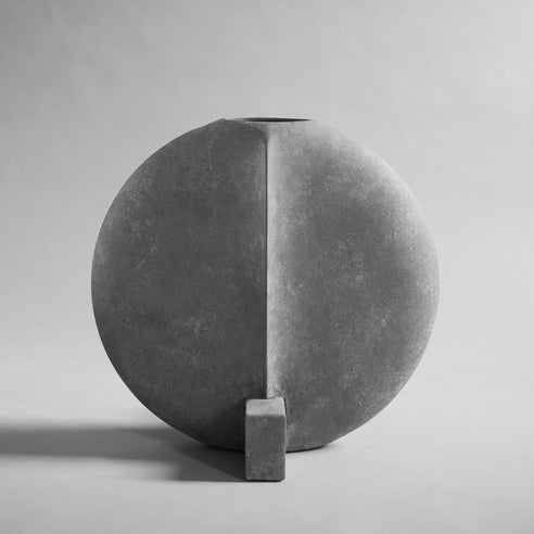 Large Guggenheim Vase | Grey