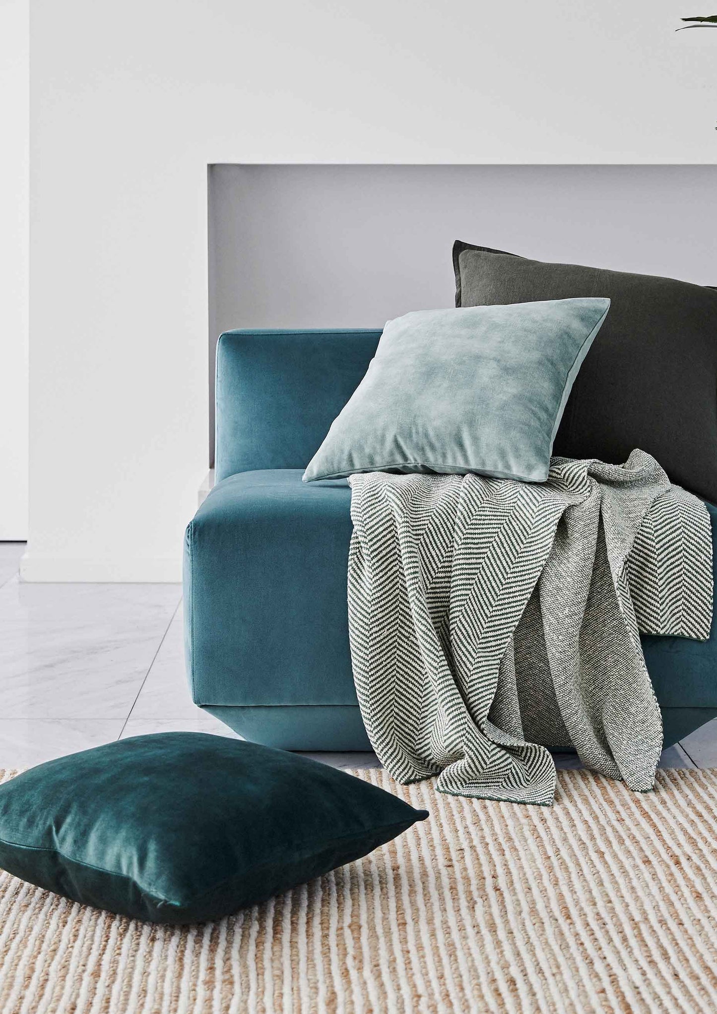 Velvet Cushion | Emerald