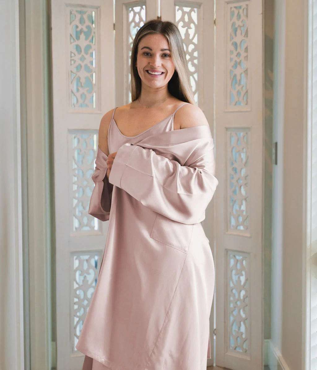 SILK Robe Blush – The Foxes Den