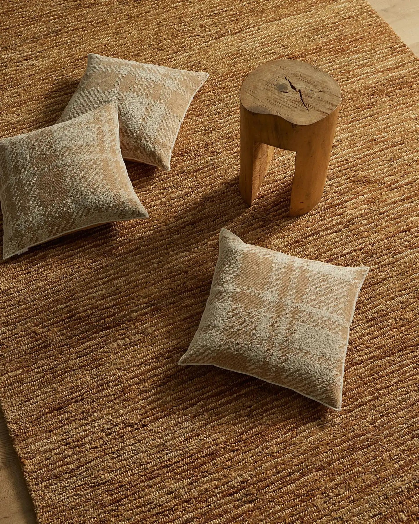 Sienne Cushion in Macadamia