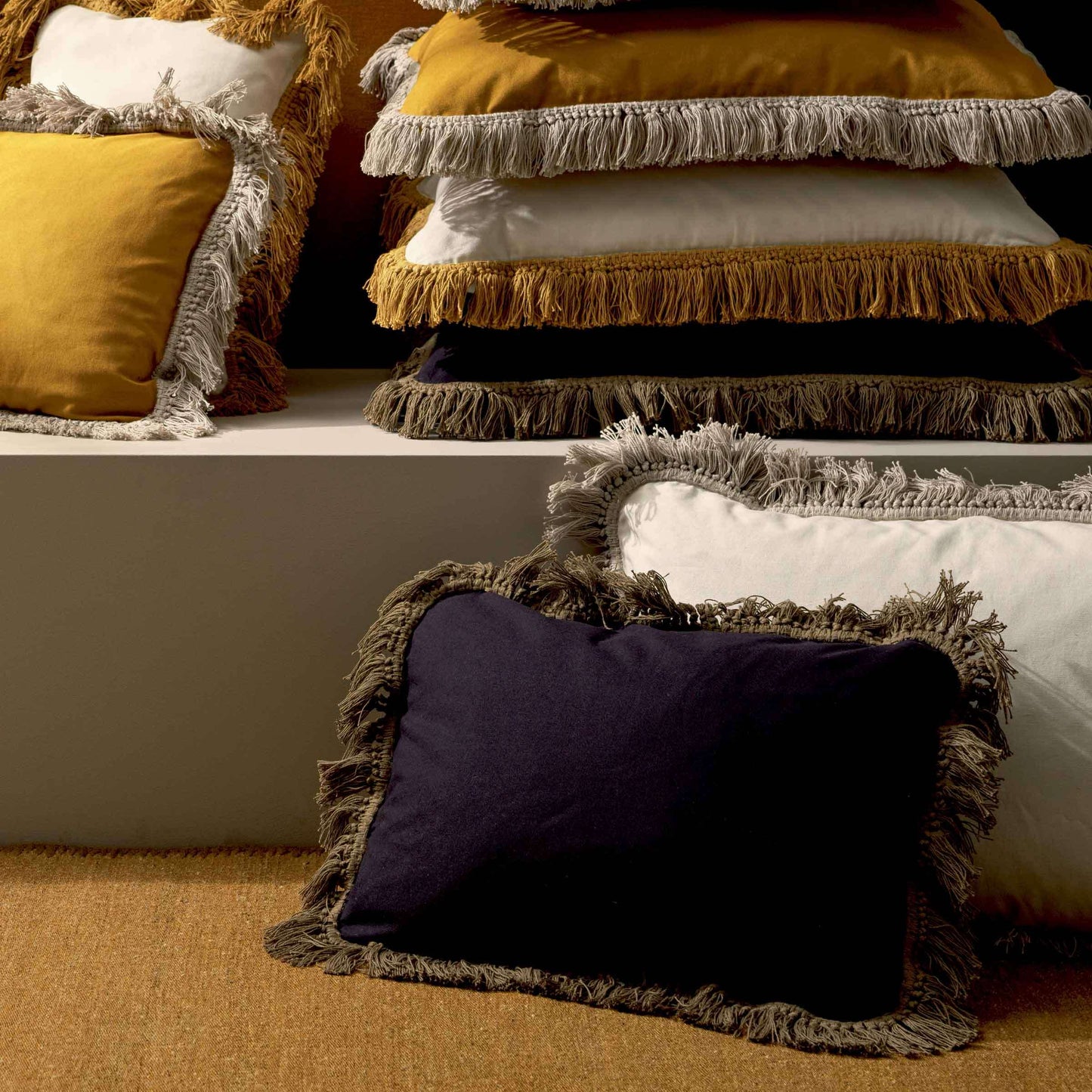 Honoré Cushion | Charbon & Kaki