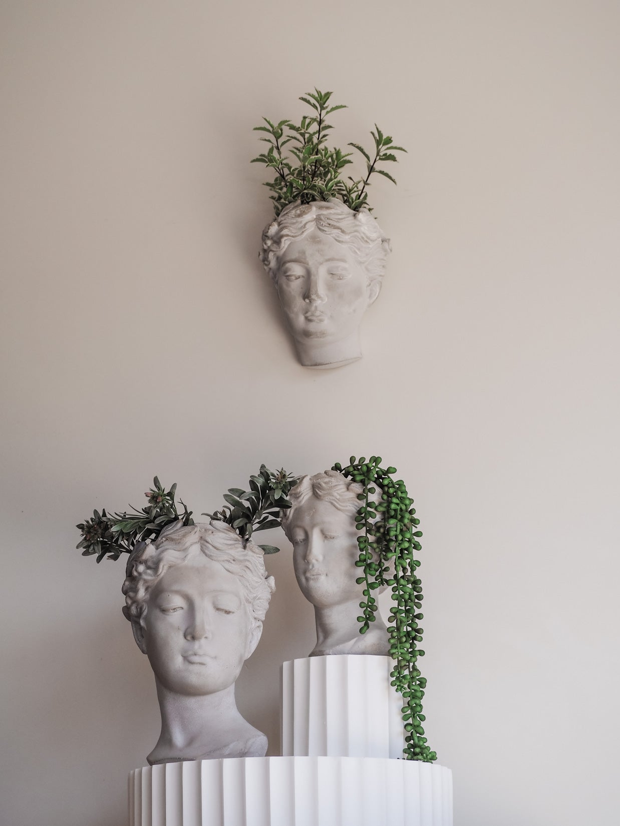 Mia | Cement head Planter