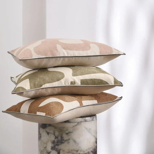 The Entrelacs Cushion - Rose poudre
