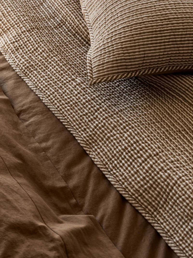 Marseille Cafe Cotton Quilt