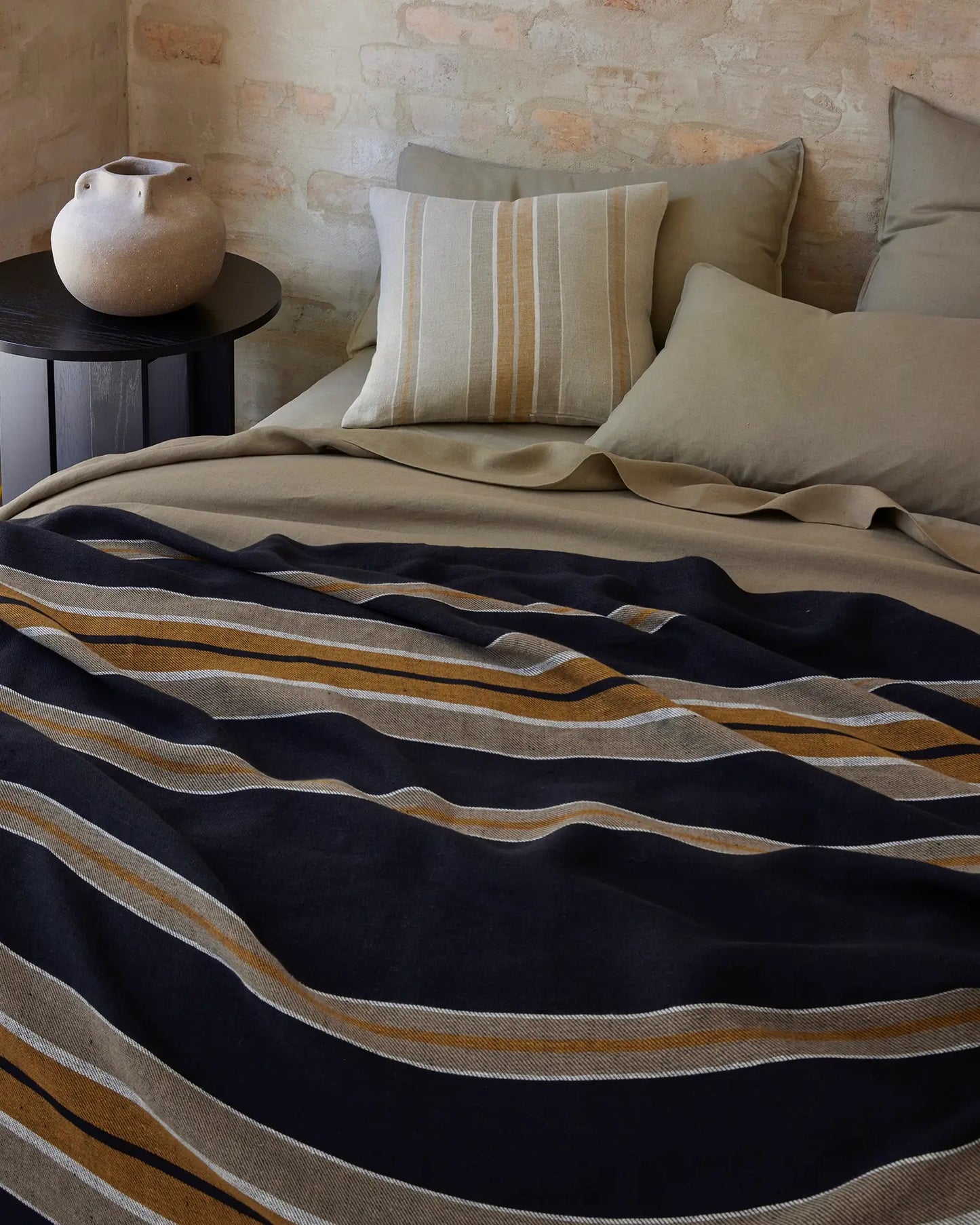 Rêve Linen Throw | Shadow