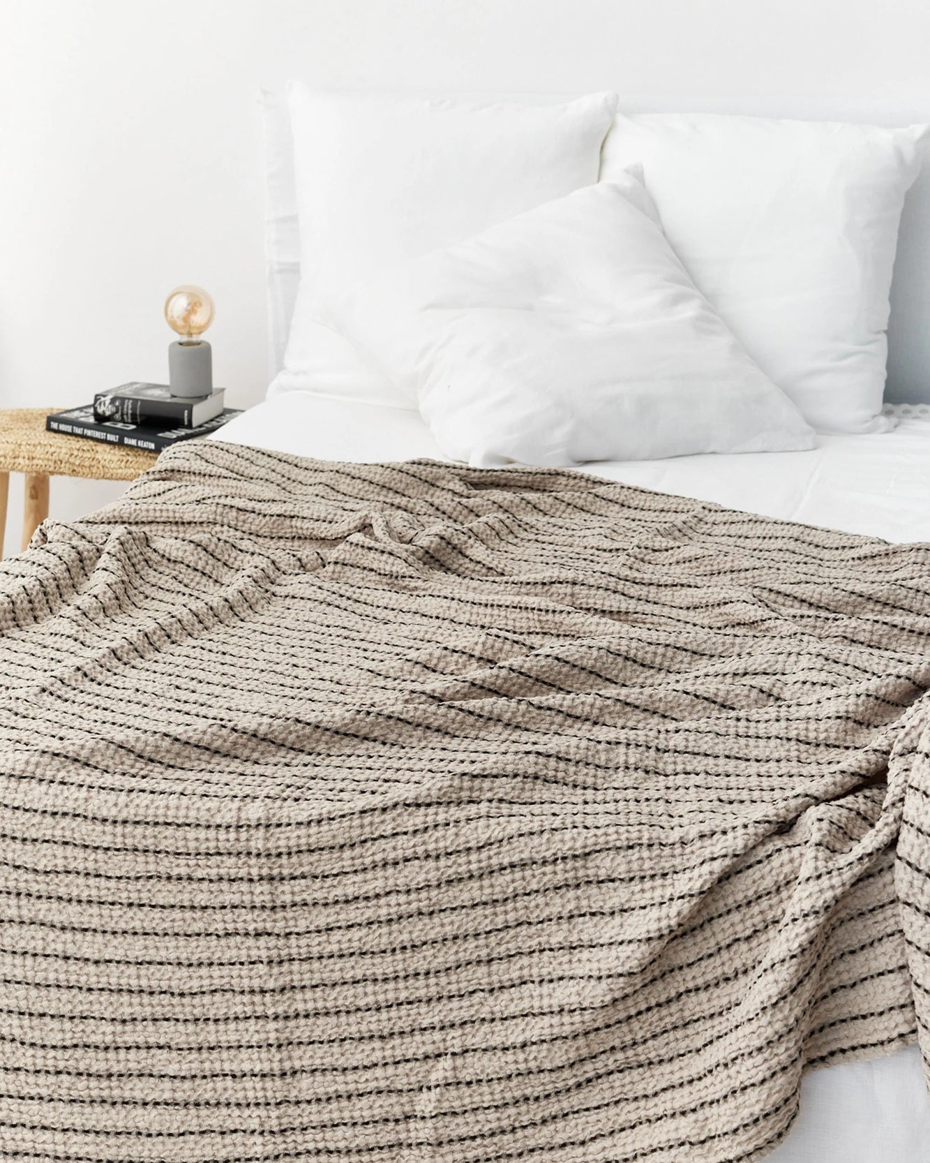 Striped waffle blanket – Natural Stripe