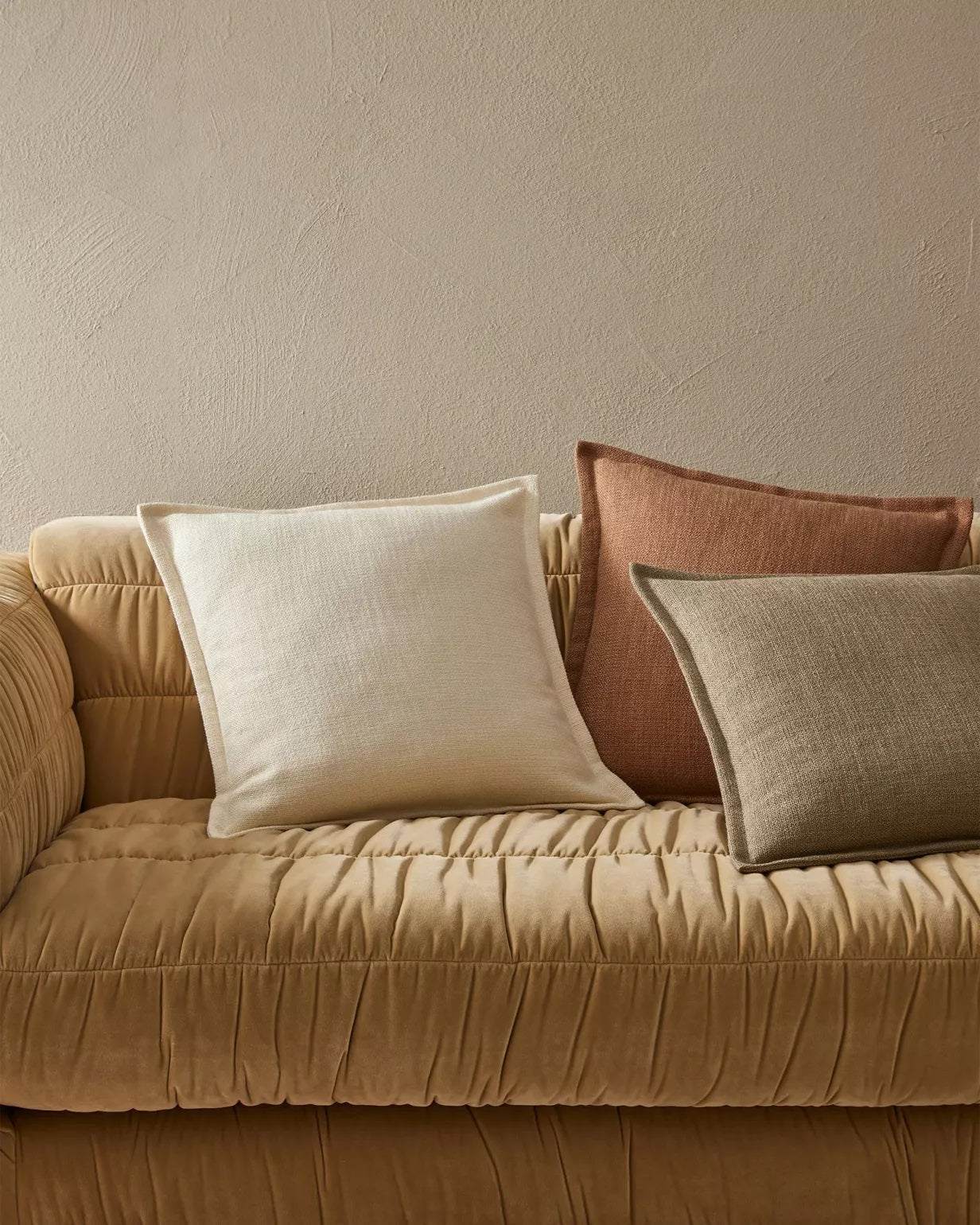 Manarola Cushion in Taupe