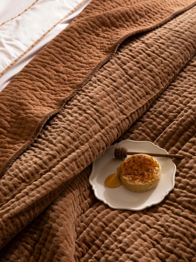 Velvet Quilt | Caramel