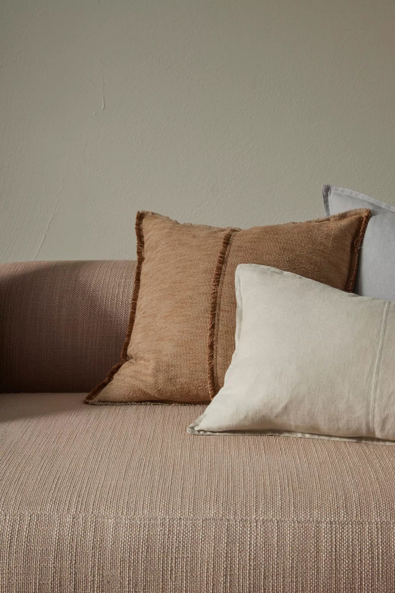 Adela Cushion 40x60 - Cocoa
