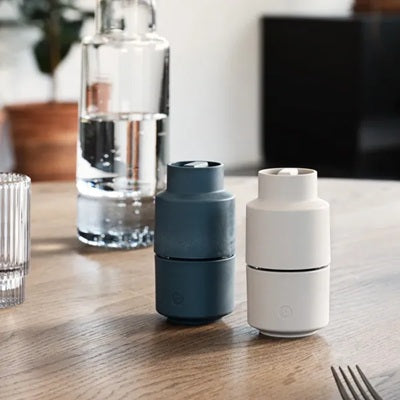 BILLUND Salt & Pepper Set - BLUEBERRY/CUMIN