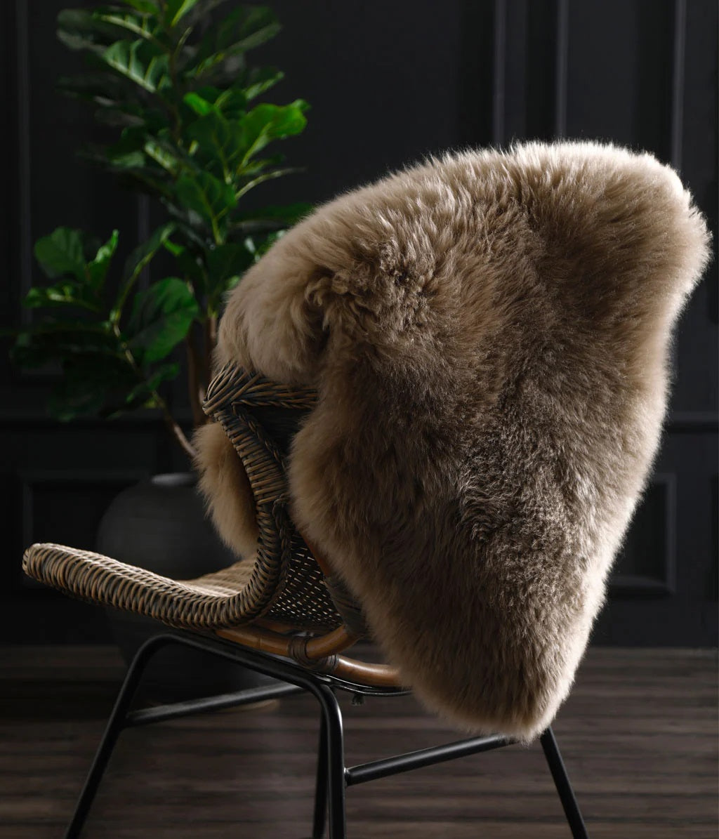 Sheepskin Rug Taupe – 100% New Zealand wool