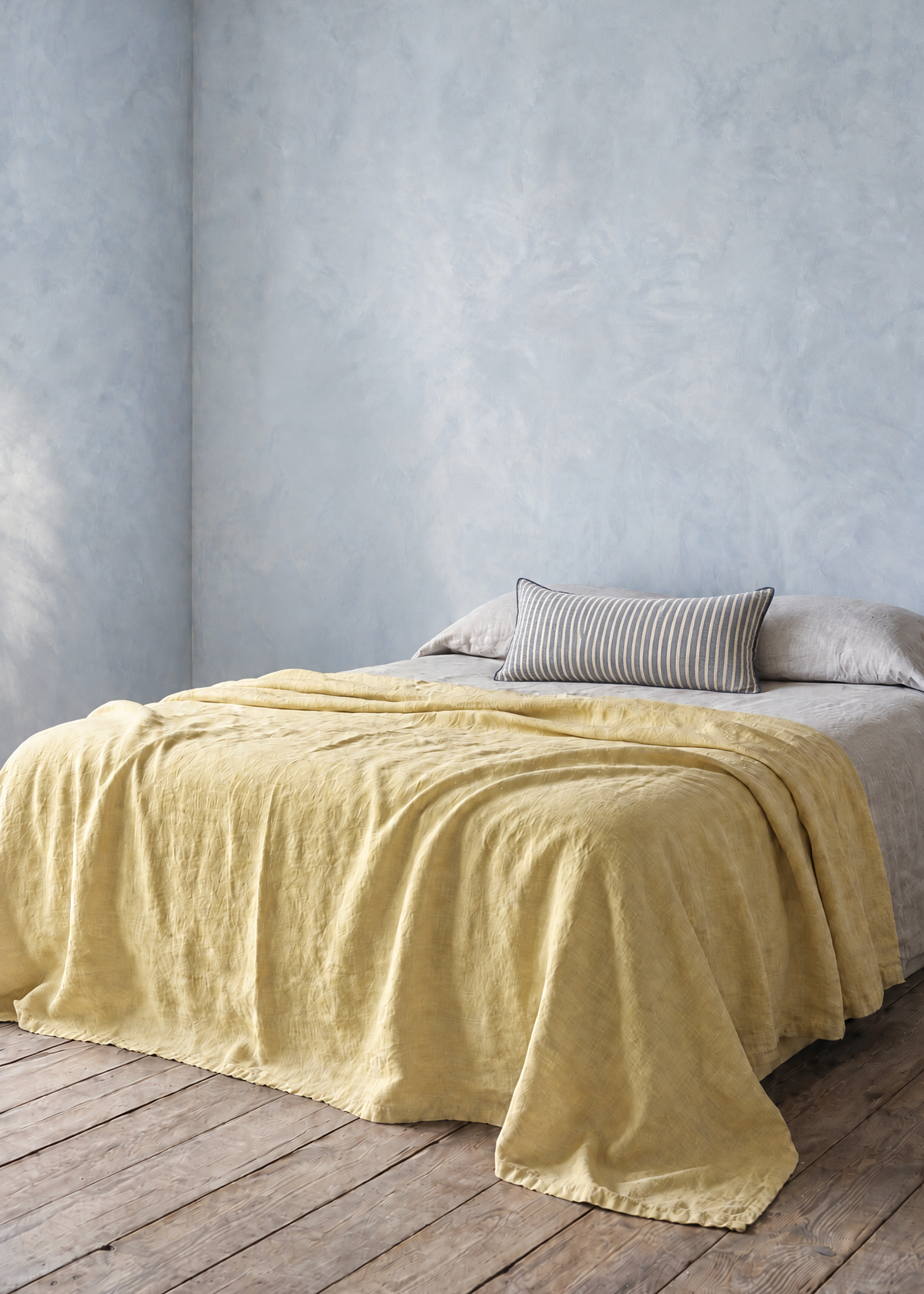 Heavy Linen Bedcover | Sun-Drenched Hay