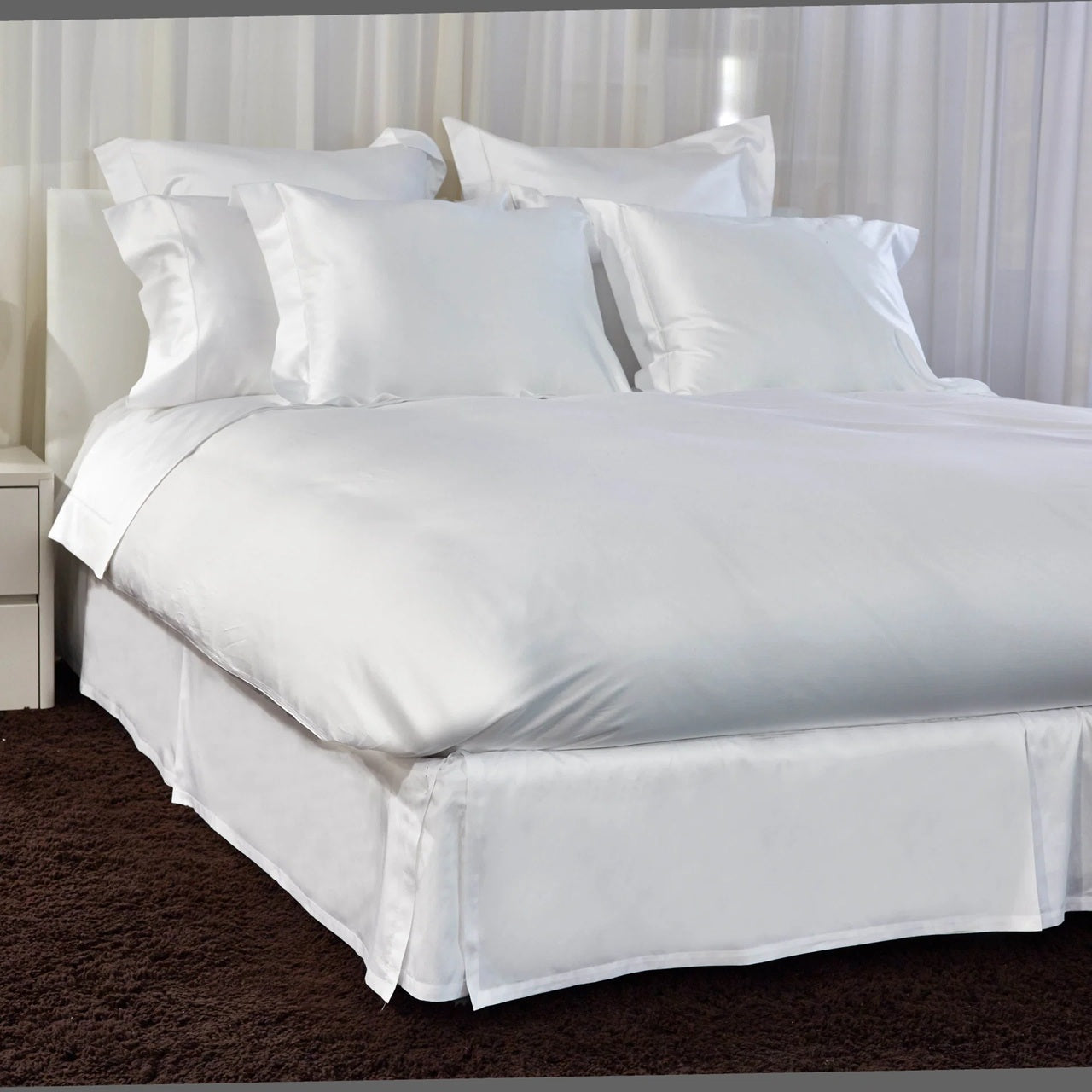 Sateen Bed Skirt in White | Pleated | Made in Italy