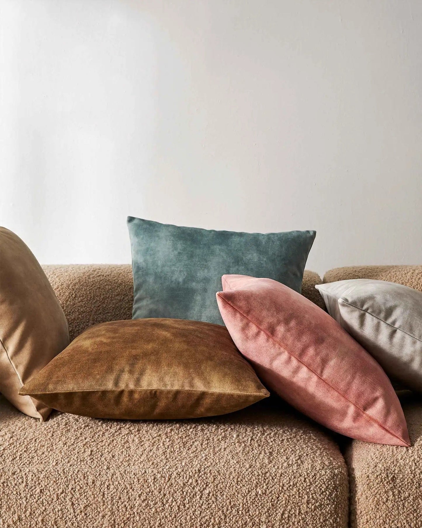 Velvet Cushion | Coral