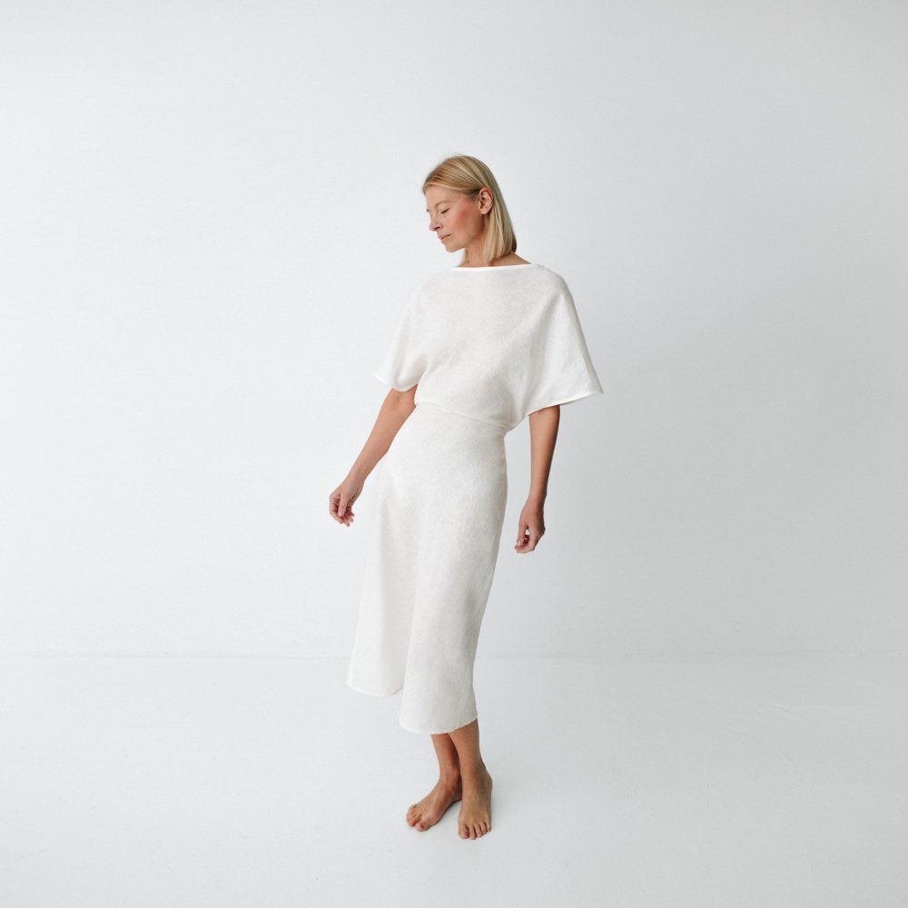 The Nakko Linen Dress in Ivory