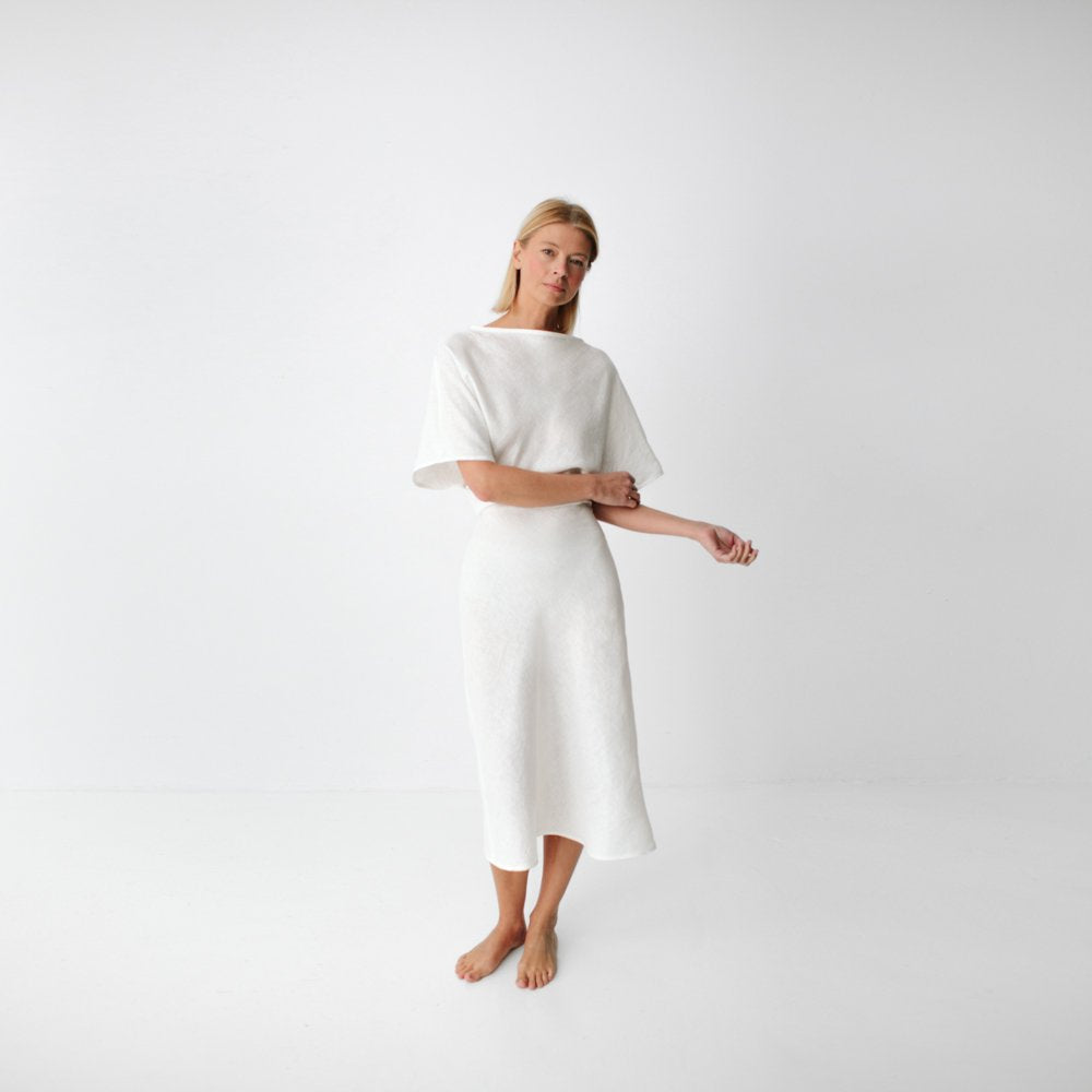 The Nakko Linen Dress in Ivory