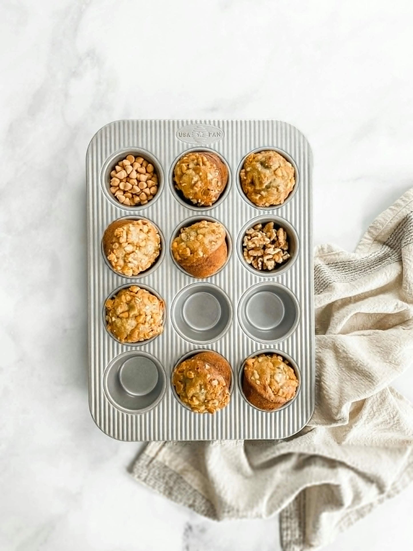 USA PAN® 12 Muffin Tin