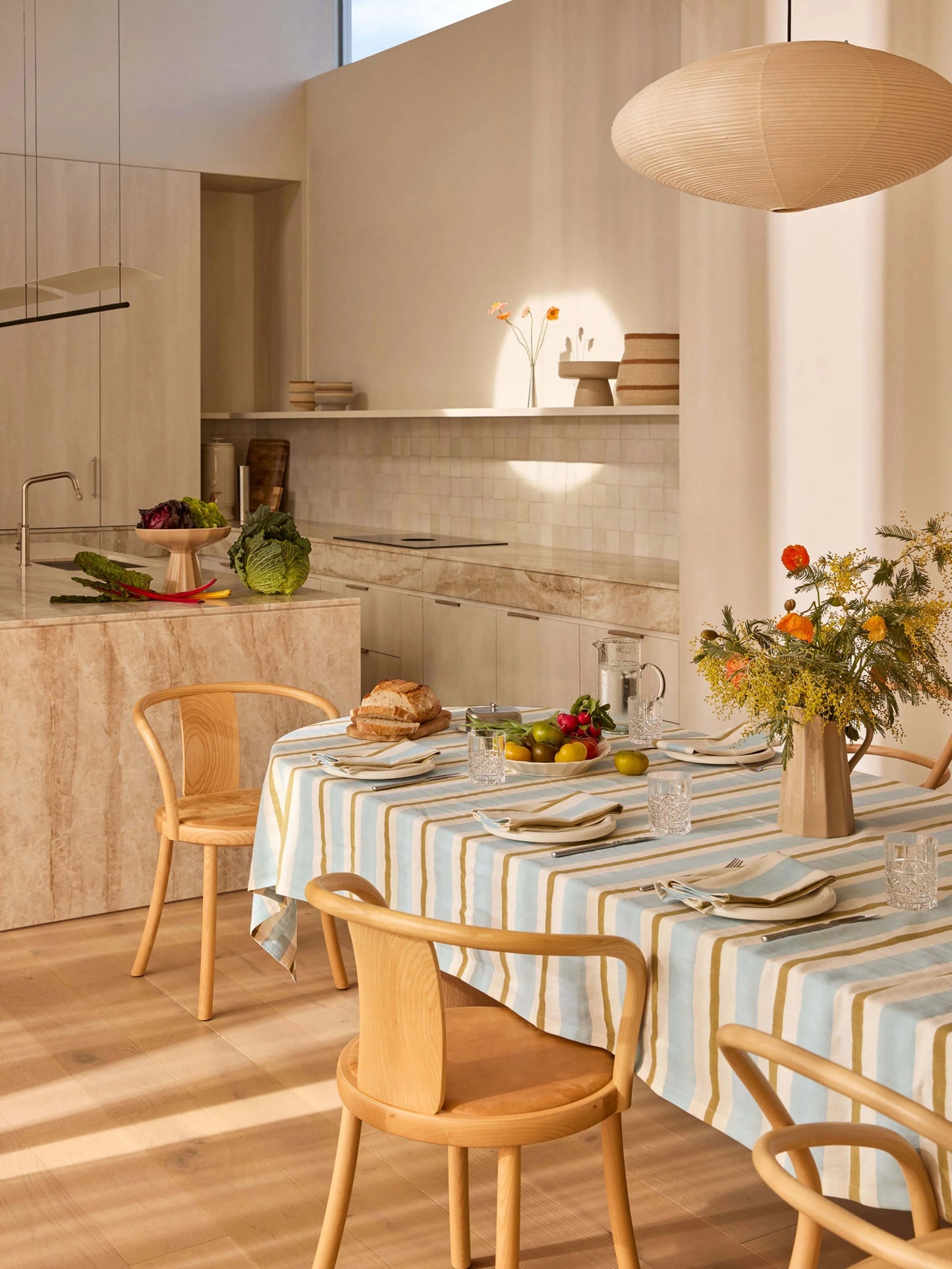 Jardin Linen Tablecloth