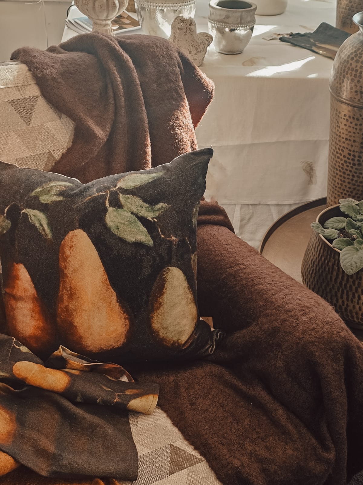 Cocoon Throw | Chocolate