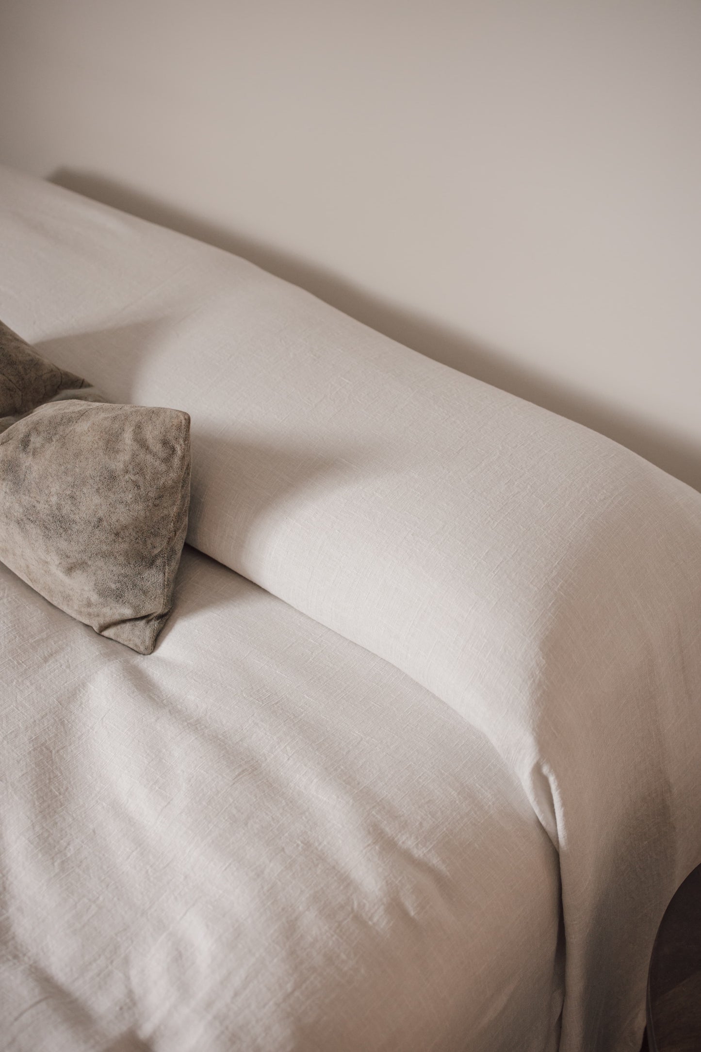 The Coverlet Throw | Chalk