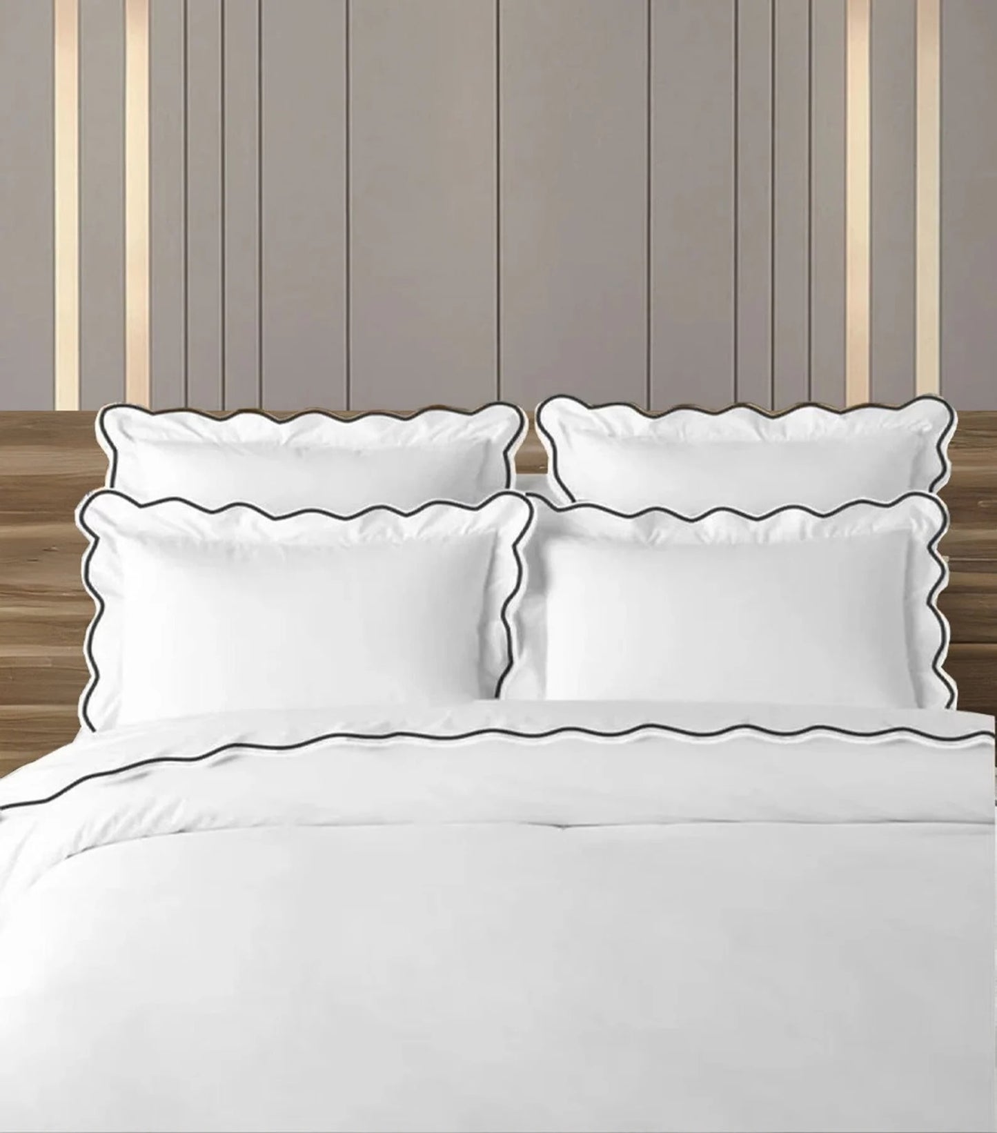 Scalloped Embroidery Duvet Cover set - Black