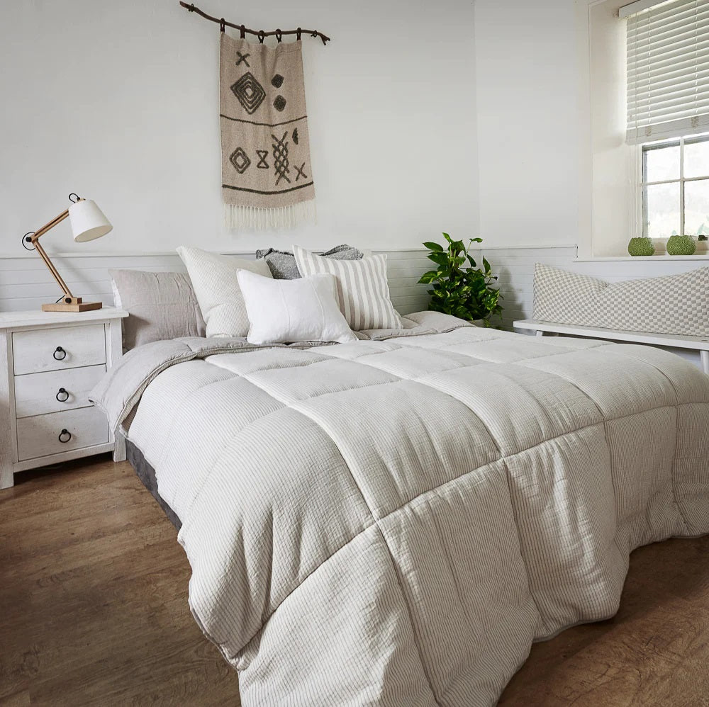 Reversible Linen Quilt | Silver