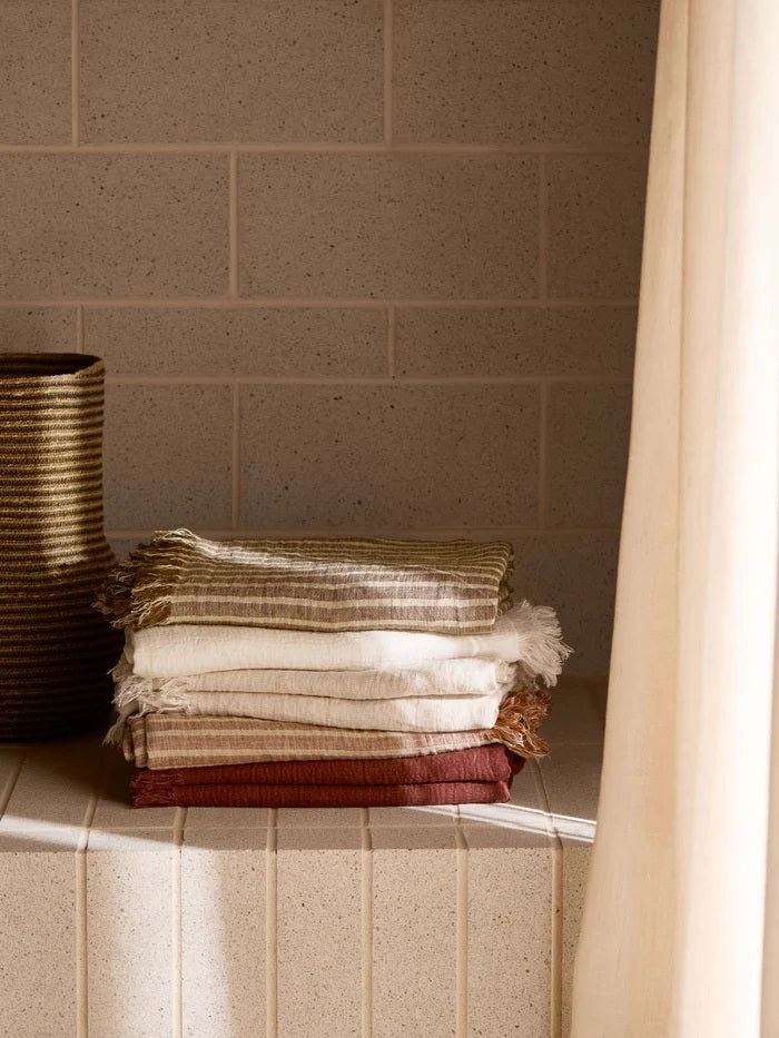 Handloomed Linen Throw - Maple