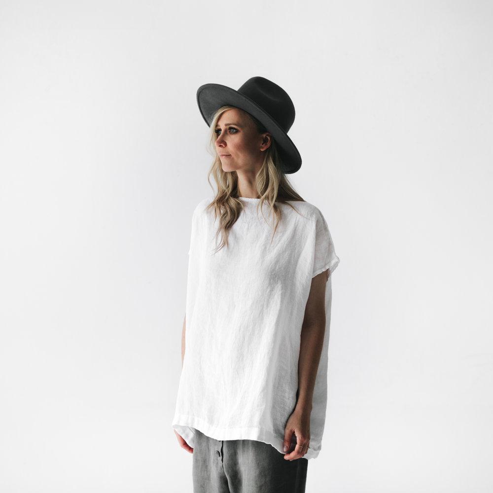 Linen Top | White