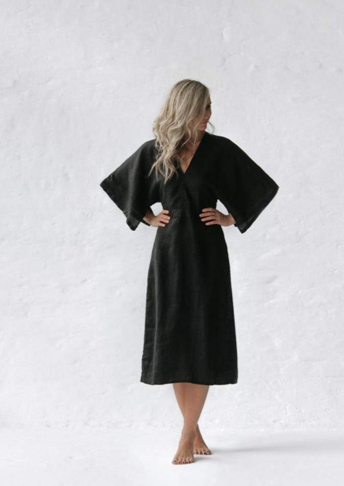 Yuko Linen Dress | Black