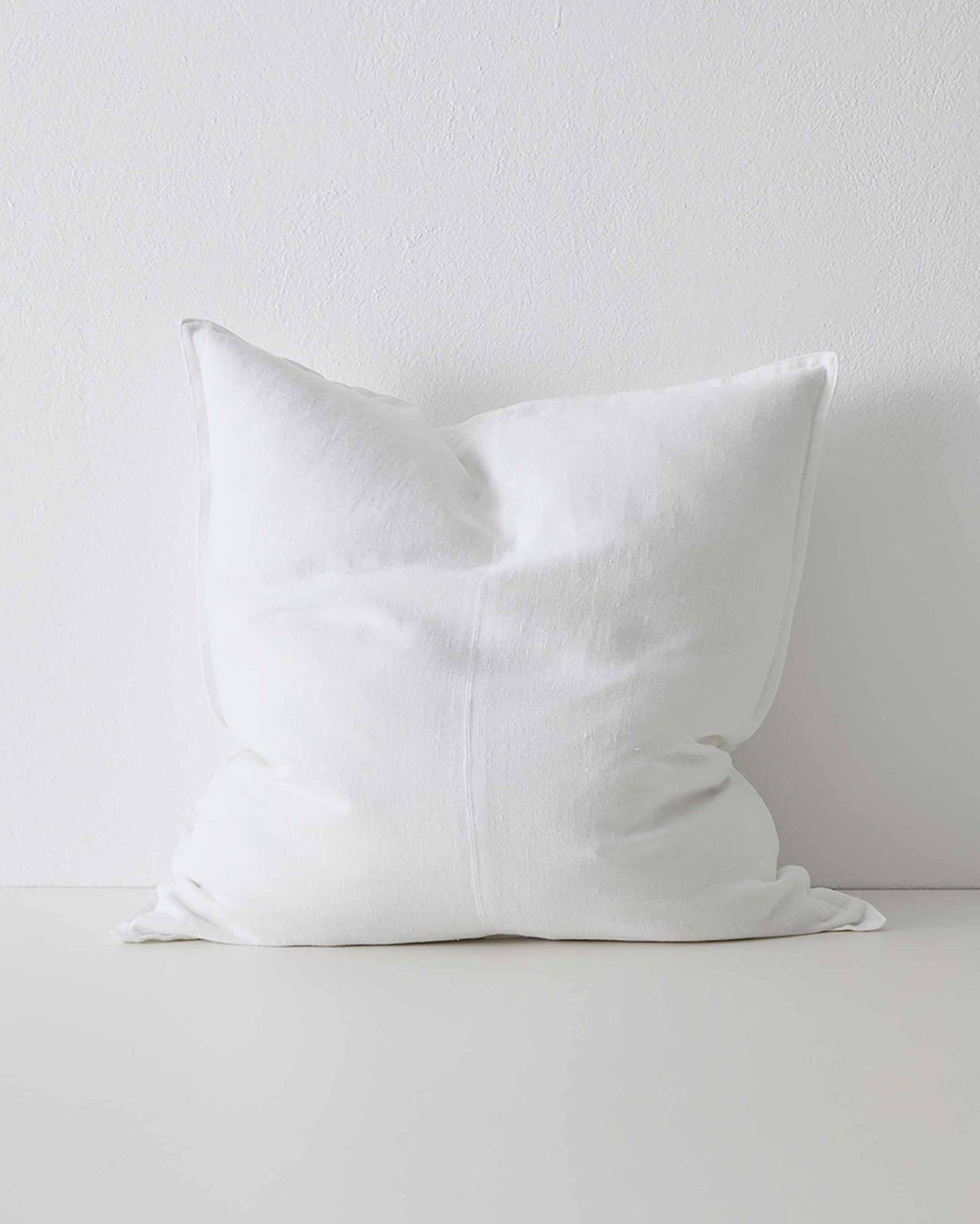 Como Linen Cushions | Snow