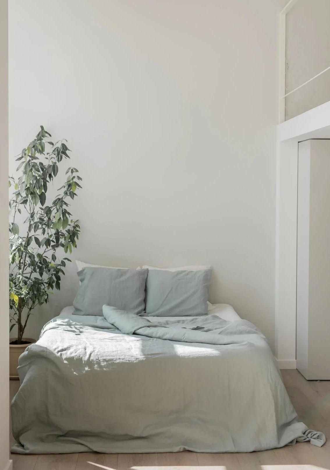 Duck Egg Linen Duvet | Made in Europe