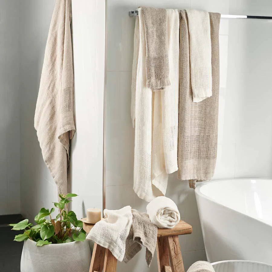 Woven Linen hand Towel | Ivory