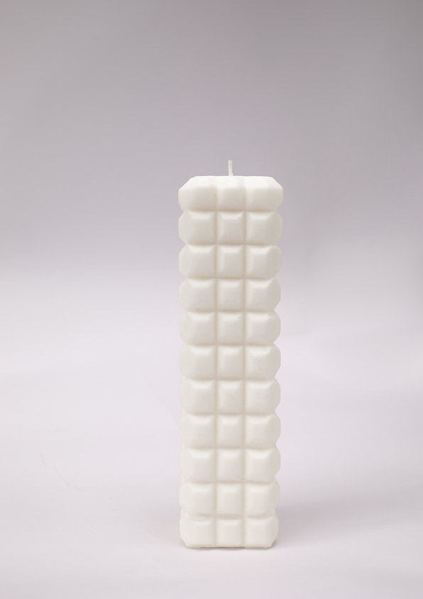 Handpoured deco column candle | White