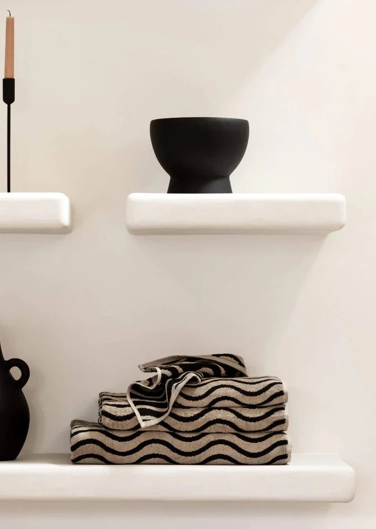 Wave Towels | Black