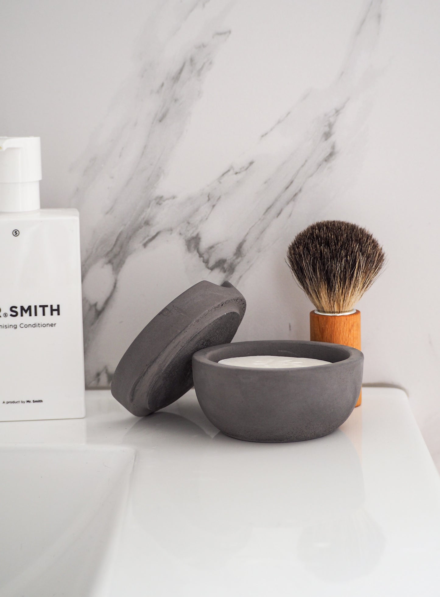 Concrete Shaving Kit | Dark Grey