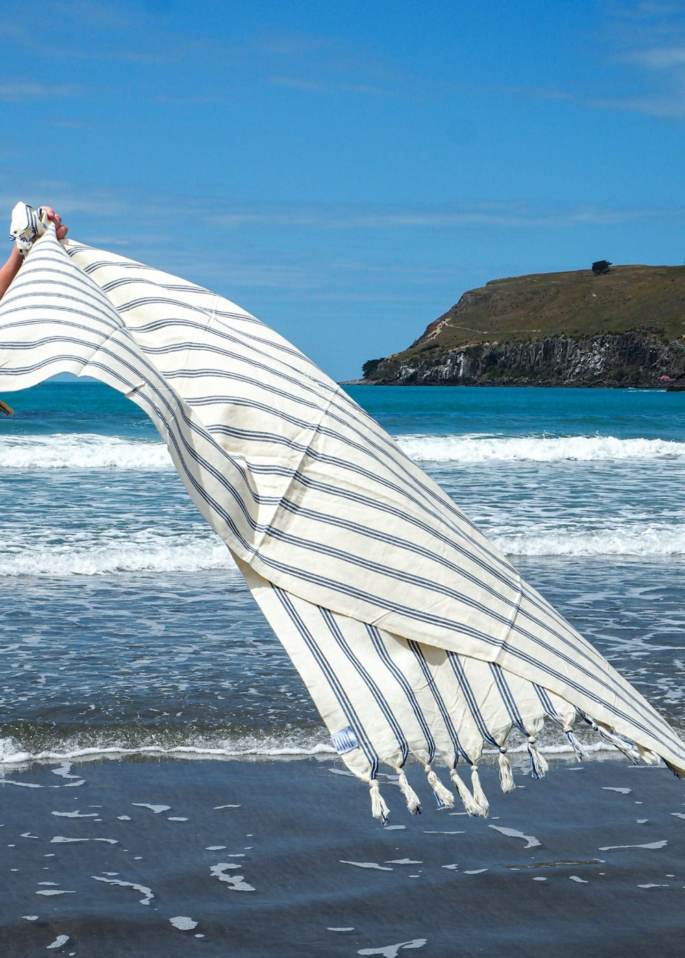 Turkish Beach Towel | Black & Blue Stripe