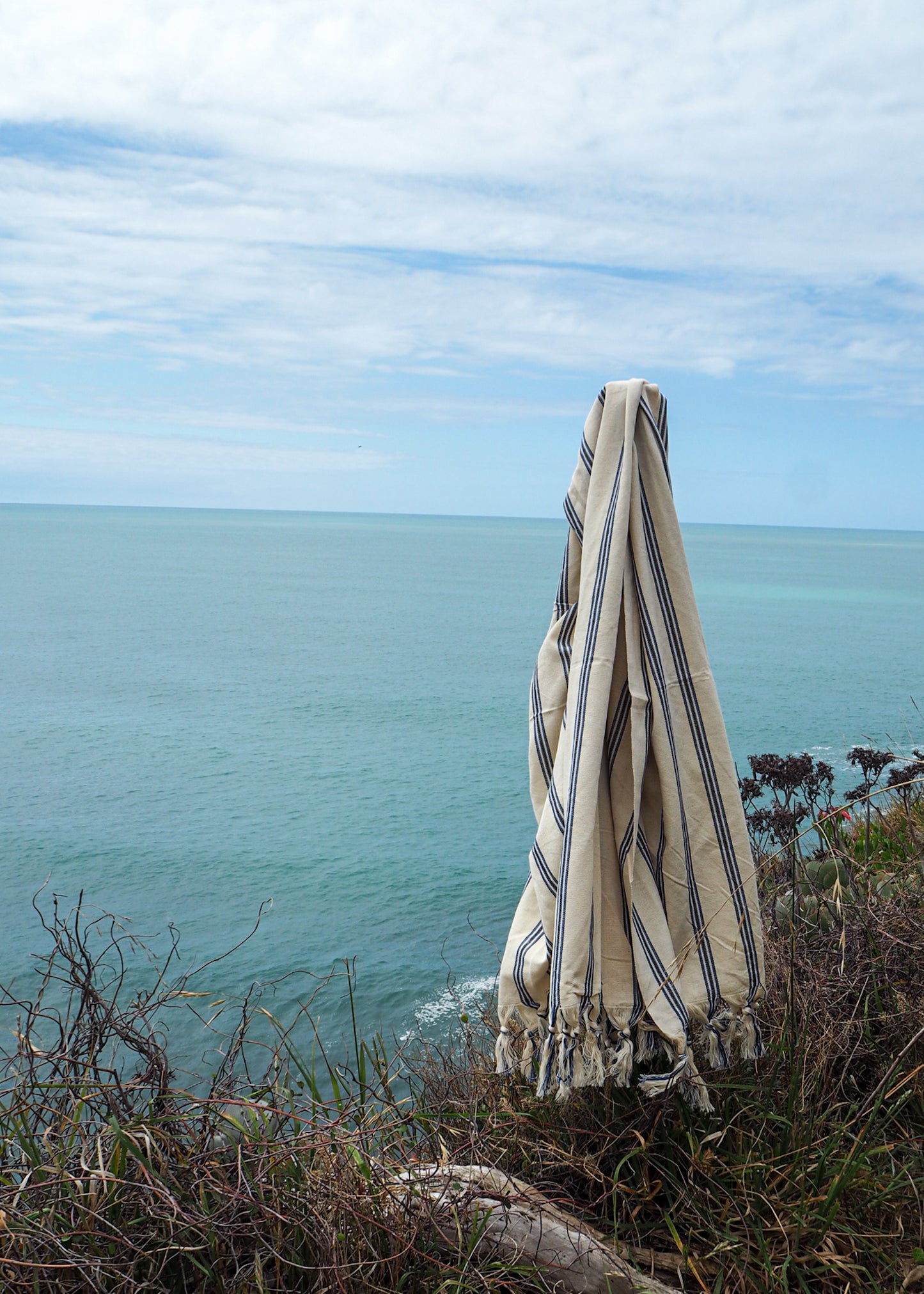 Turkish Beach Towel | Black & Blue Stripe