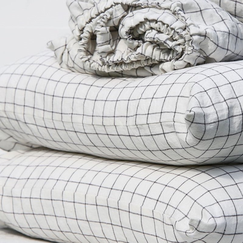 Stonewashed Linen Fitted Sheet | Charcoal Grid | Made in Europe