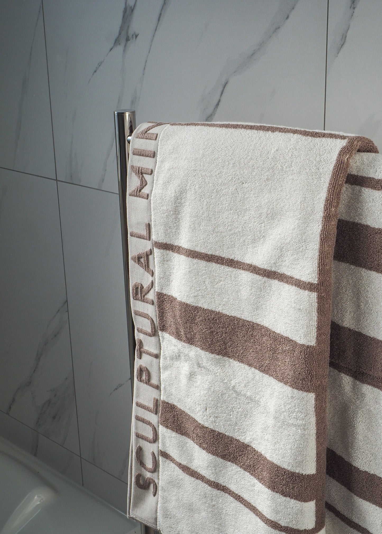 Minimal Bath Towel Latte/Off White