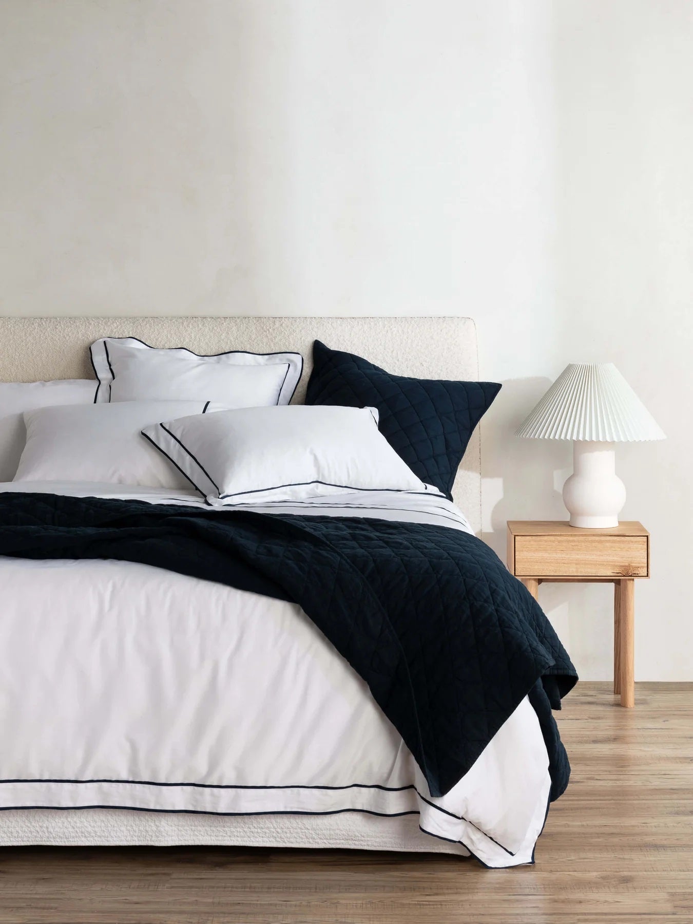 Egyptian Cotton Grosgrain Pillowcases | Navy