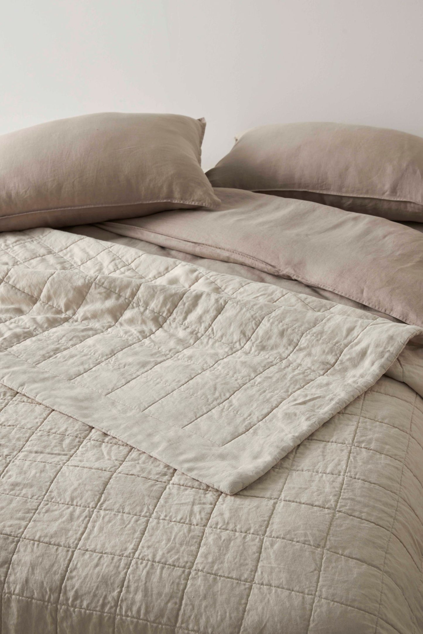 Linen Coverlet- Bone