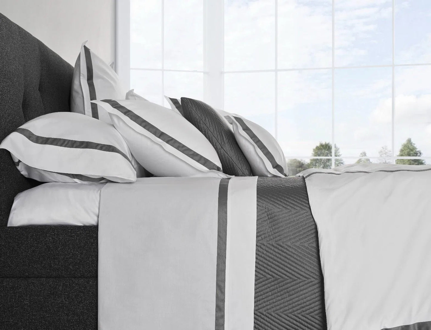 Tesoro Pure Cotton Bedding - 600 TC | Made in Italy