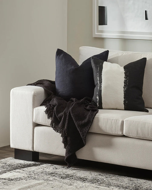 Lily Black Throw