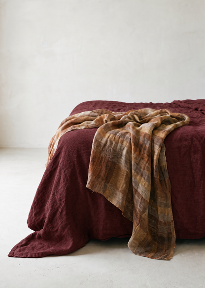 Heavy Linen Bed Cover in Bordeaux