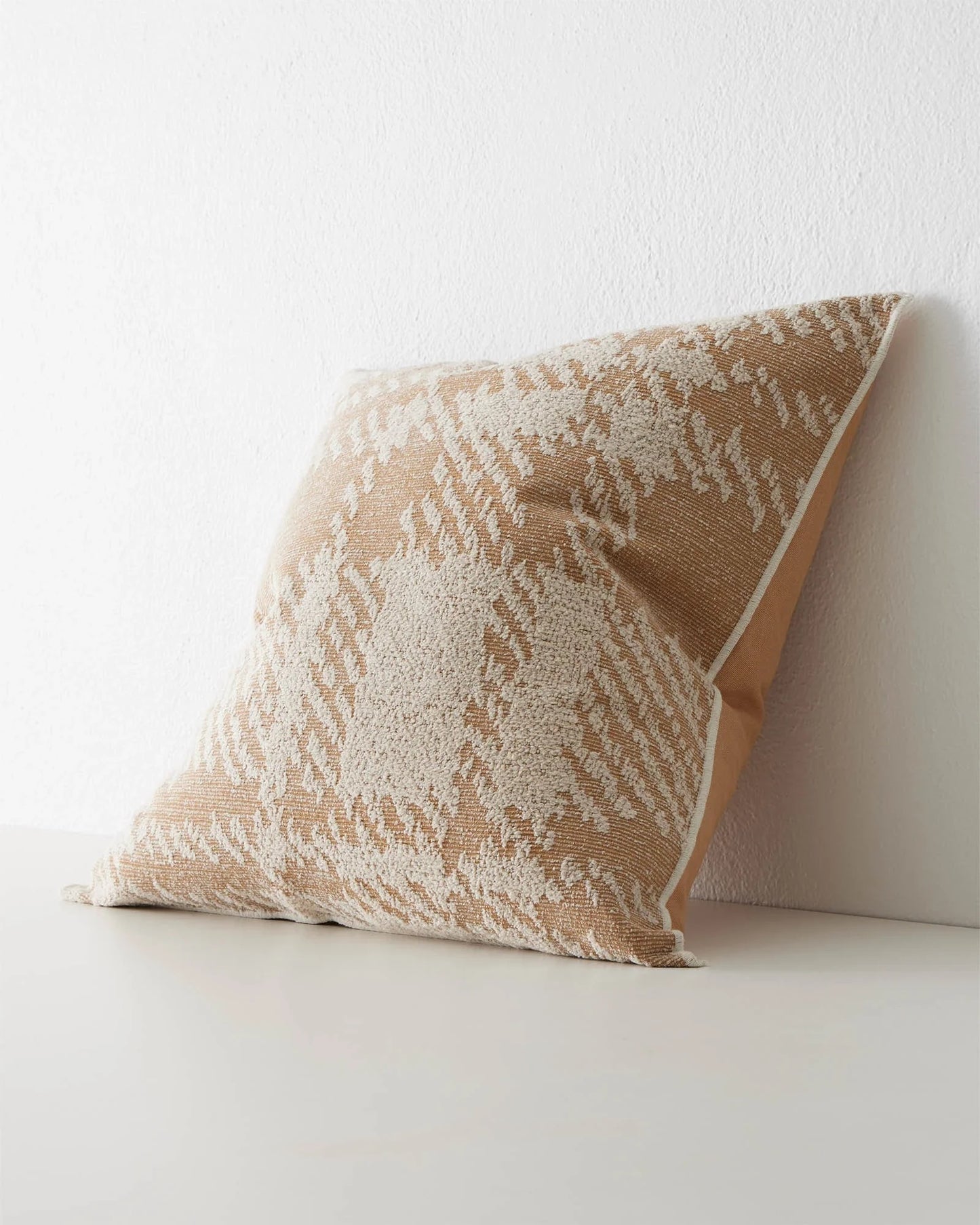 Sienne Cushion in Desert