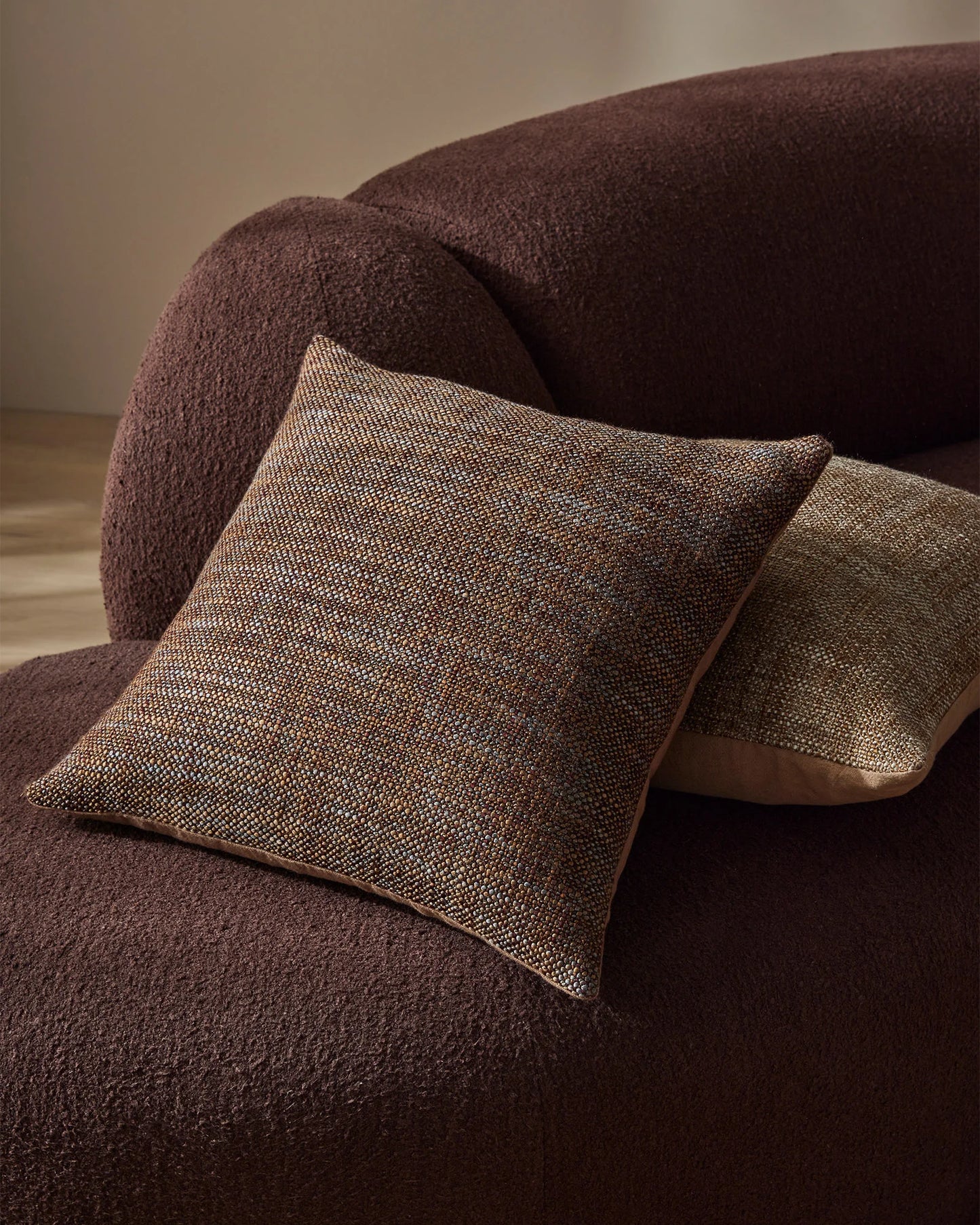 Hearthstone Tweed Cushion - Auburn