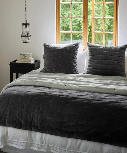 Velvet Bedspread in Coal