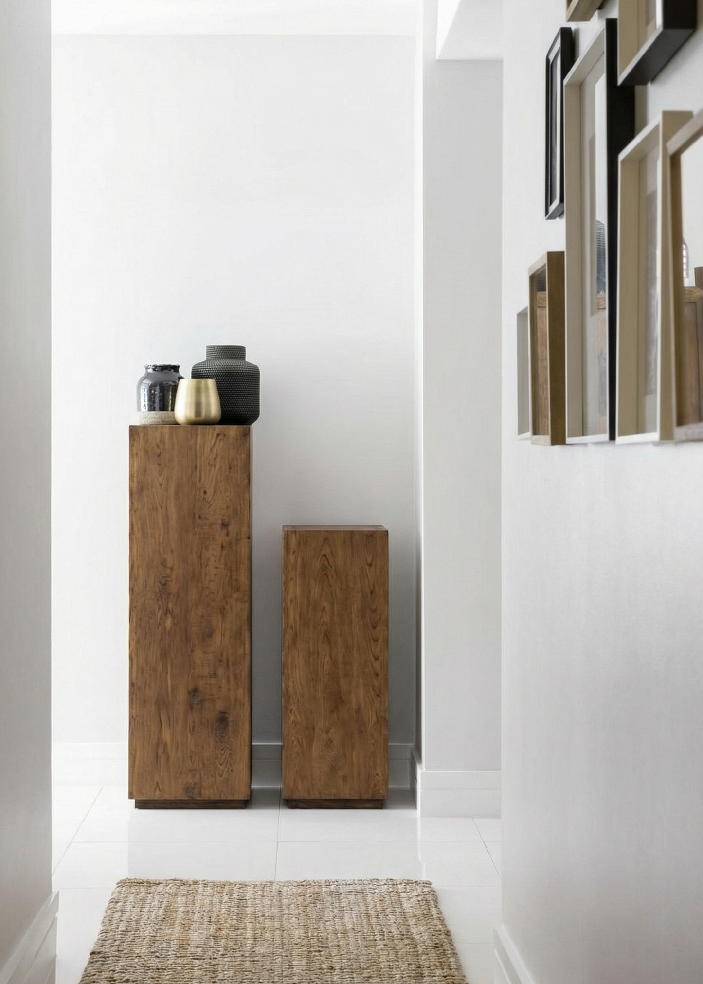Wooden Plinth - Elm Wood