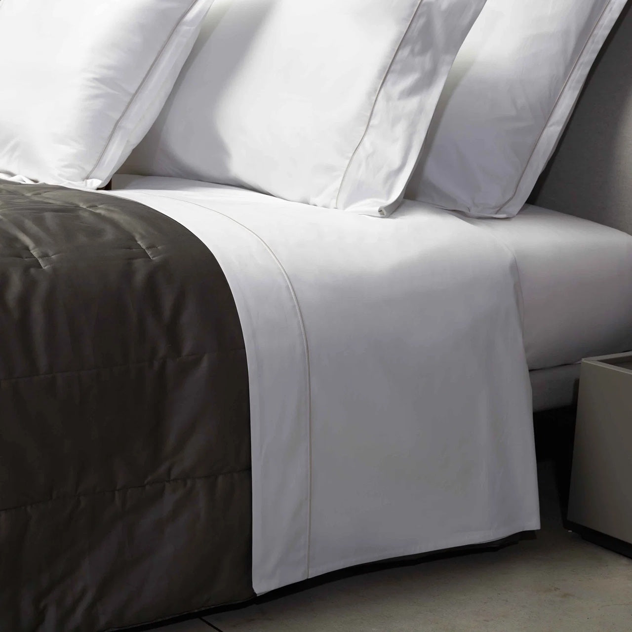 Luce Sheet Set | 300TC Sateen | Made in Europe