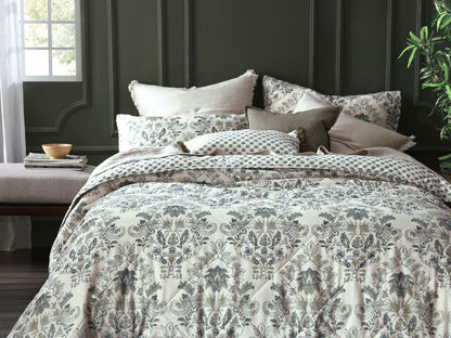 Jovany Bedspread Set